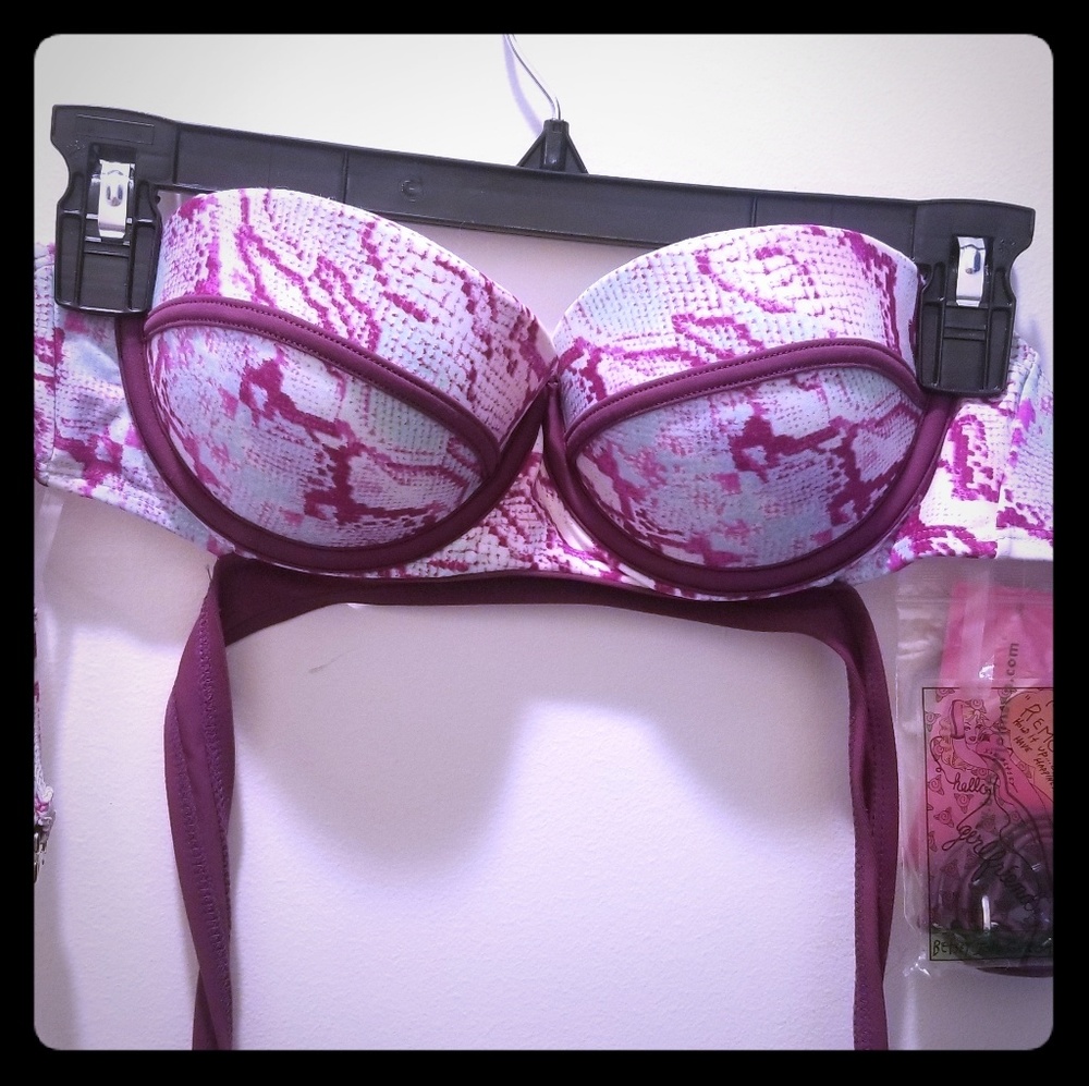 Betsy Johnson bikini top